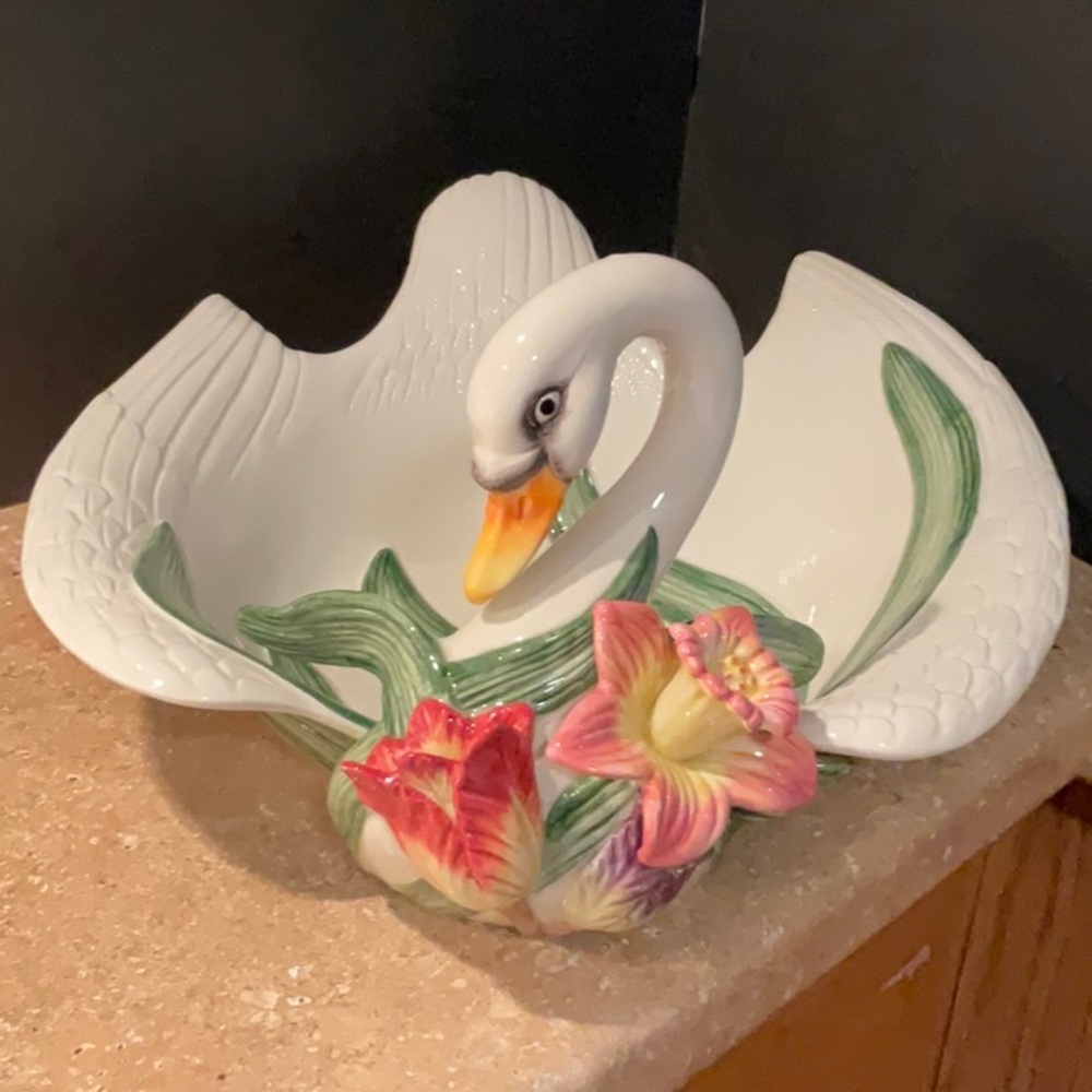 Fitz and Floyd White Swan Bowl with Pink and Green Accents